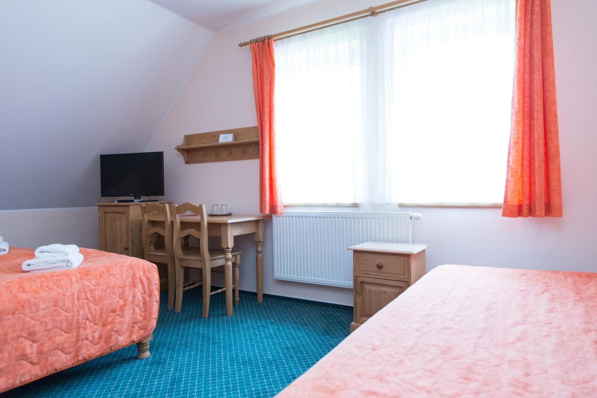Wellness Hotel Harrachovka Room photo