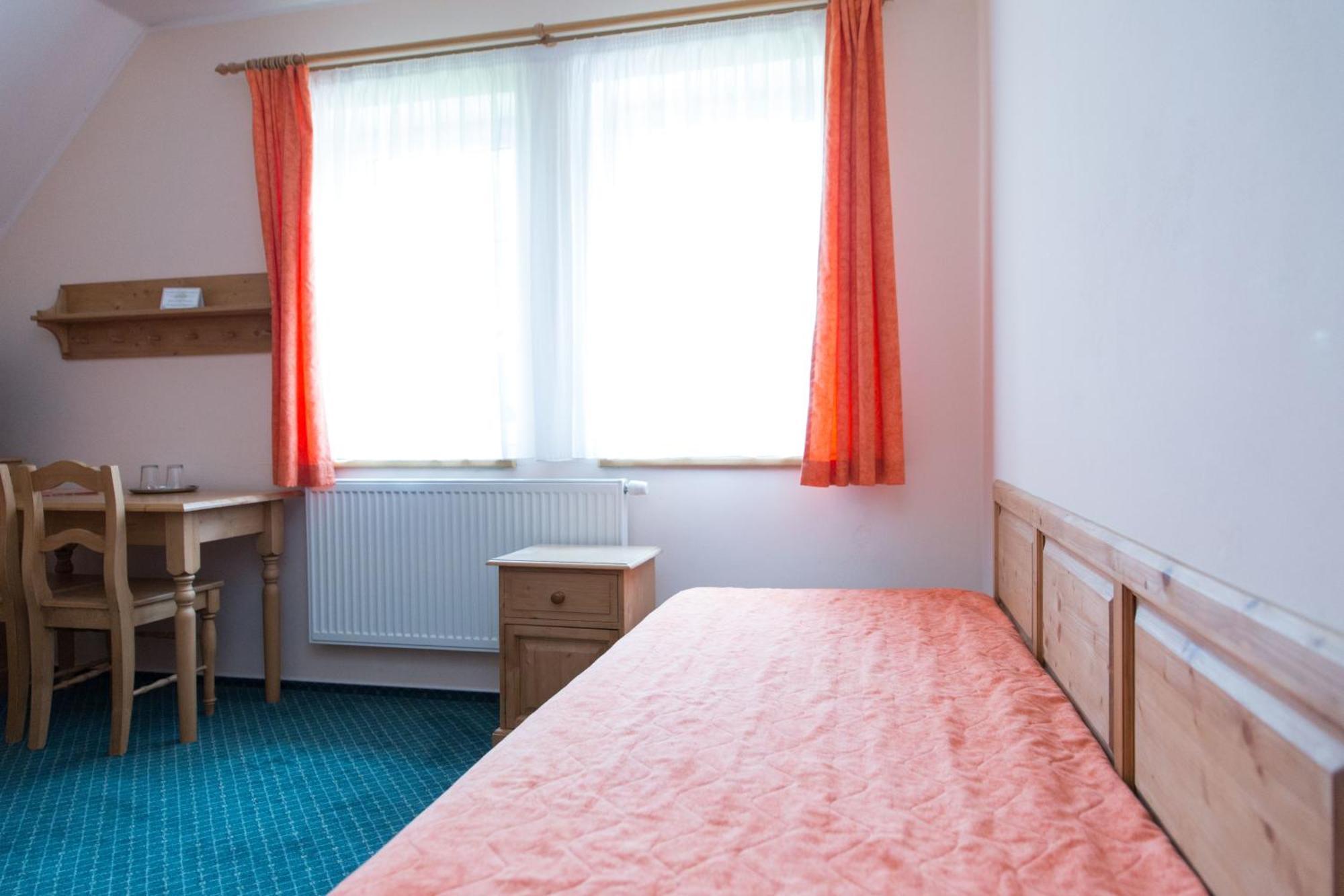 Wellness Hotel Harrachovka Room photo
